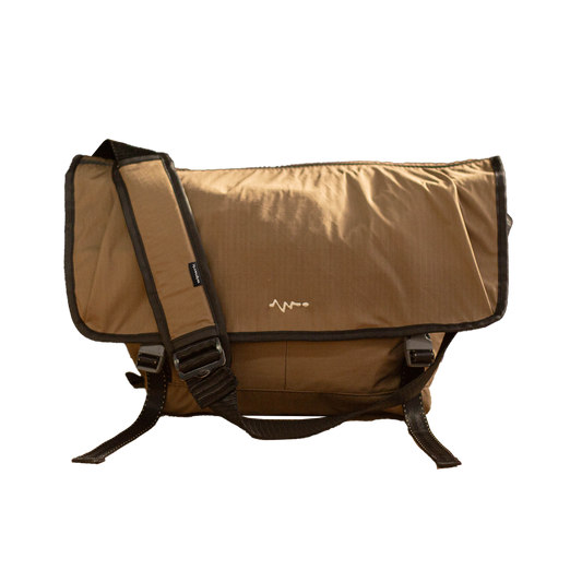 Mondo Messenger Bag | Brown